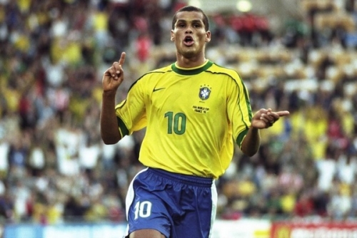 以求在主场 以求在主场