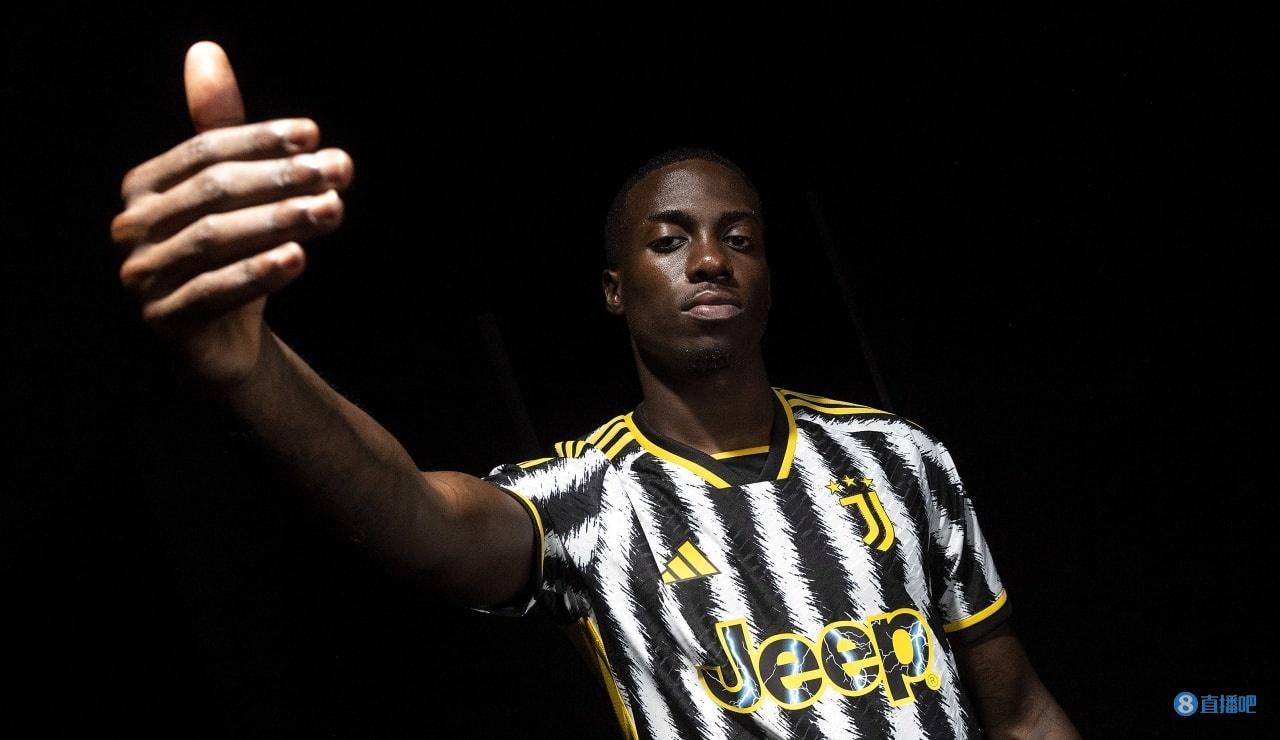 C罗5球领跑欧国联射手榜 力压哈兰德约克雷斯.