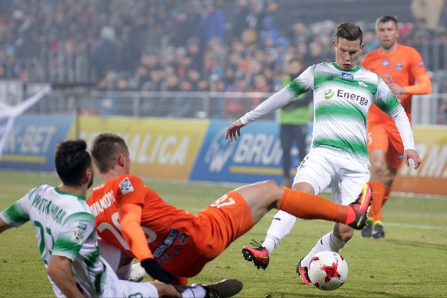 这不是第一 这不是第一